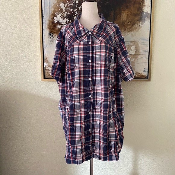 ellos Tops - Ellos short sleeve plaid button down top size 3X 100% cotton-